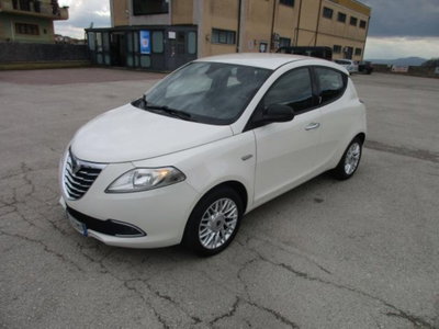 Lancia Ypsilon 1.3 MJT 16V 95 CV 5 porte S&S Gold (2)