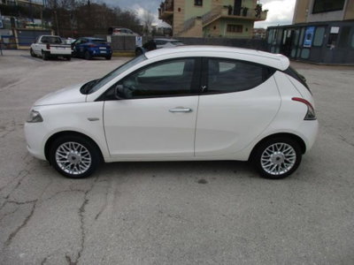 Lancia Ypsilon 1.3 MJT 16V 95 CV 5 porte S&S Gold (3)