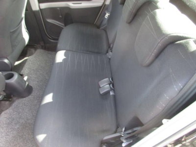 Toyota Yaris 16V cat 5 porte Sol (10)