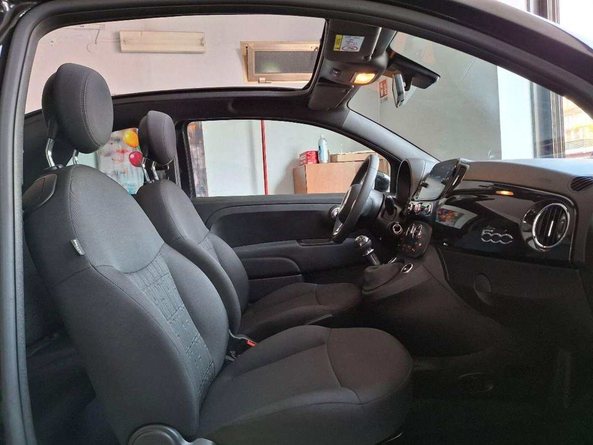 Fiat 500 1.0 Hybrid Lounge (16)