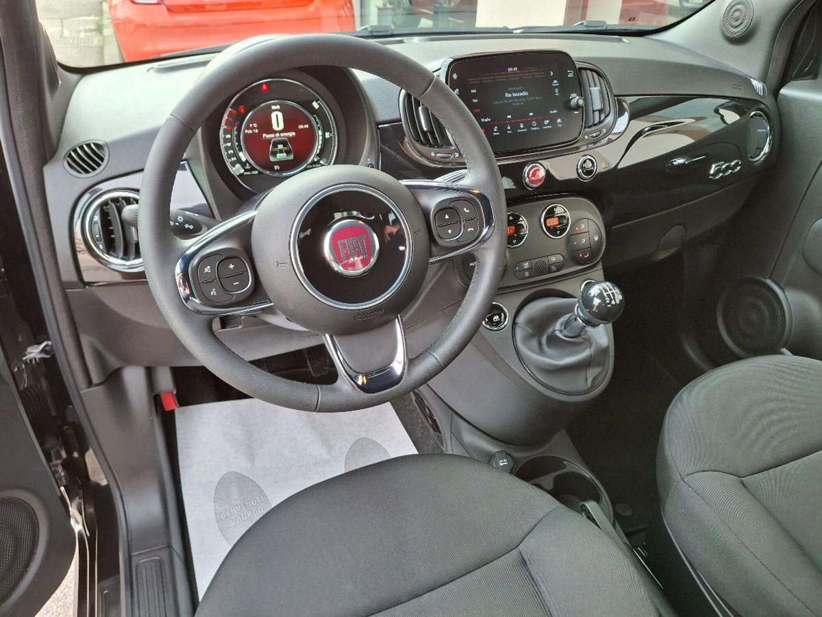 Fiat 500 1.0 Hybrid Lounge (8)