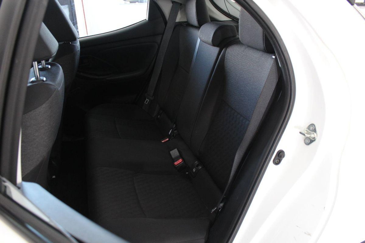 Toyota Yaris Cross 1.5 Hybrid 5p. E-CVT Active (13)