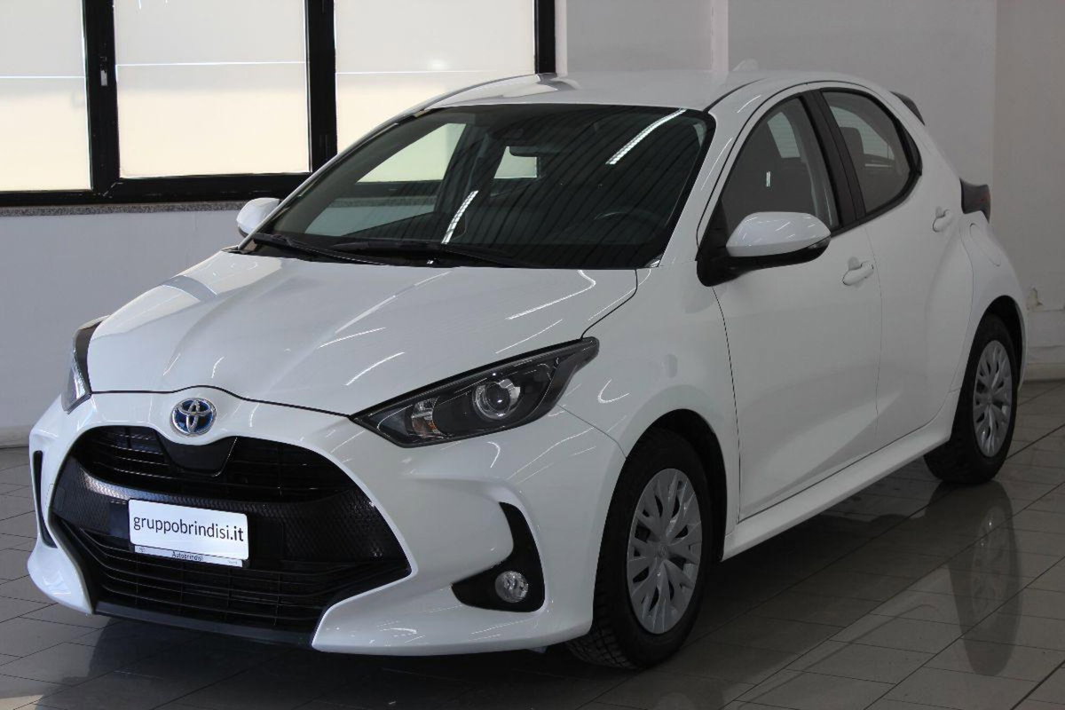 Toyota Yaris Cross 1.5 Hybrid 5p. E-CVT Active (3)