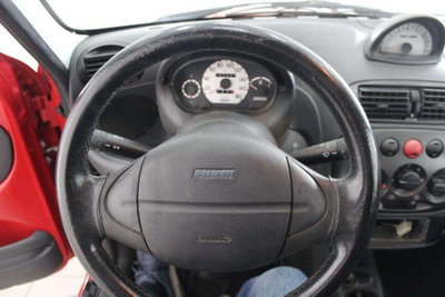 Fiat Seicento 1.1i cat Sporting (8)