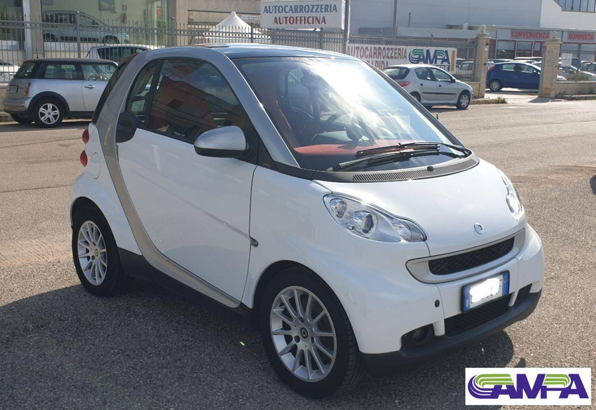 smart Fortwo 1000 52 kW MHD coupé passion (3)