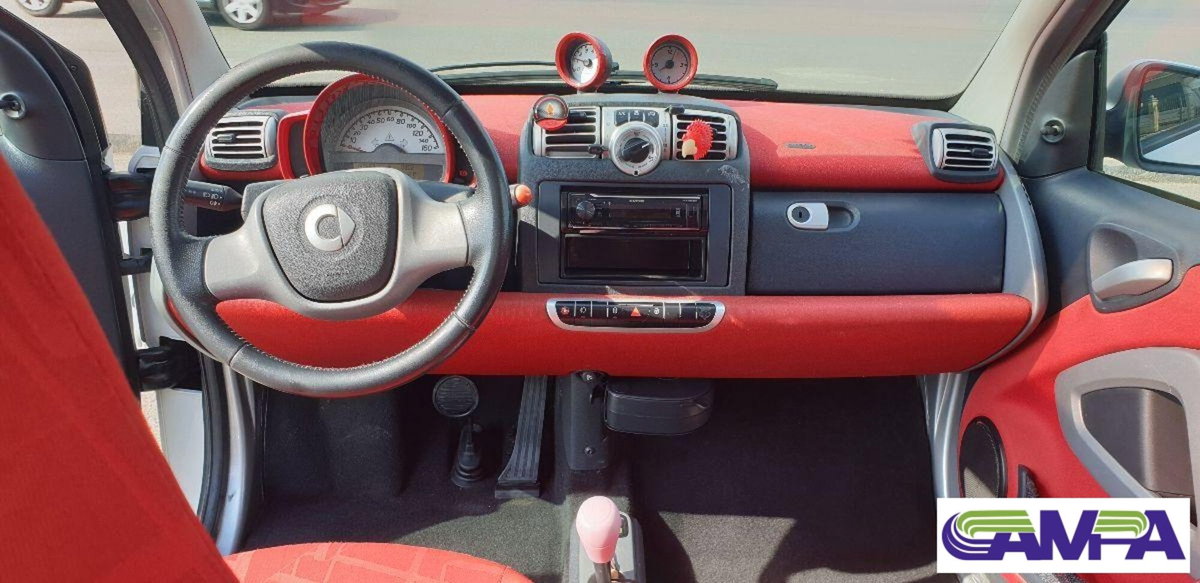 smart Fortwo 1000 52 kW MHD coupé passion (5)