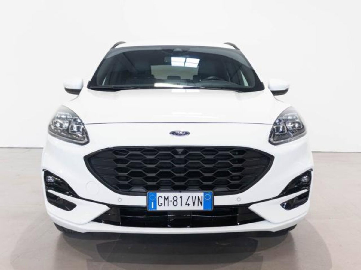 Ford Kuga 2.5 200 CV 4WD 5tronic Titanium (2)