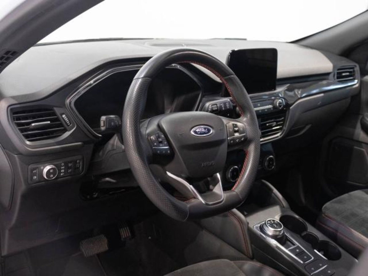 Ford Kuga 2.5 200 CV 4WD 5tronic Titanium (5)