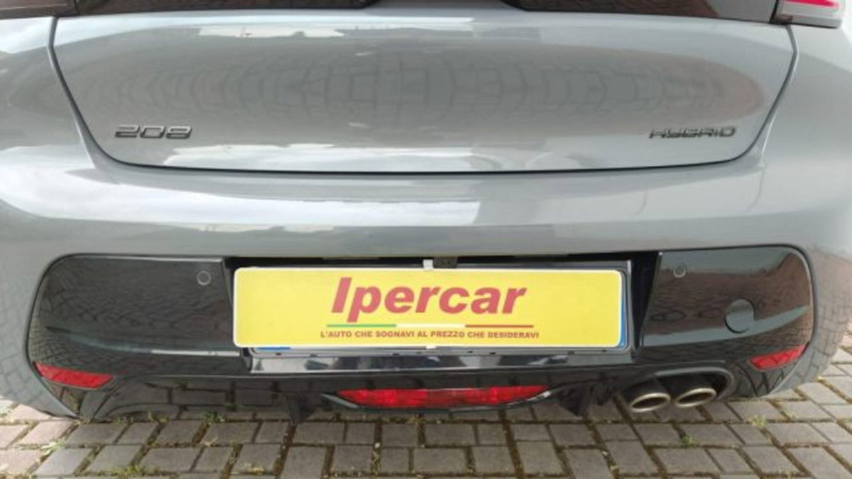 Peugeot 208 51 kWh GT (8)
