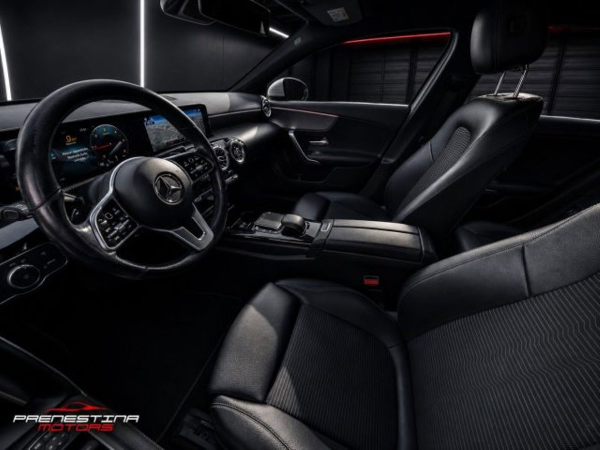Mercedes-Benz Classe A Sedan 180 d Automatic 4p. Sport (5)