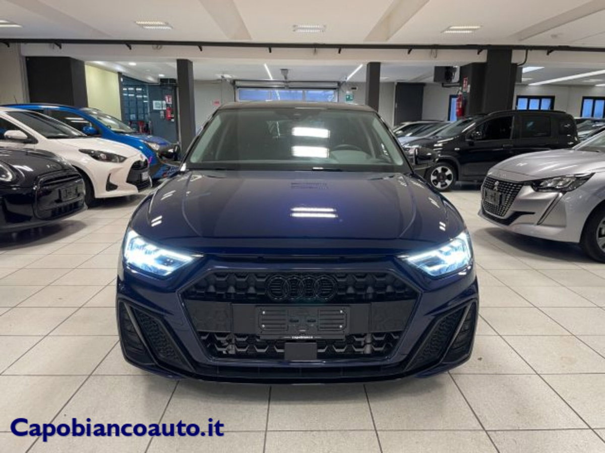 Audi A1 Sportback 30 TFSI S tronic Identity Black (2)