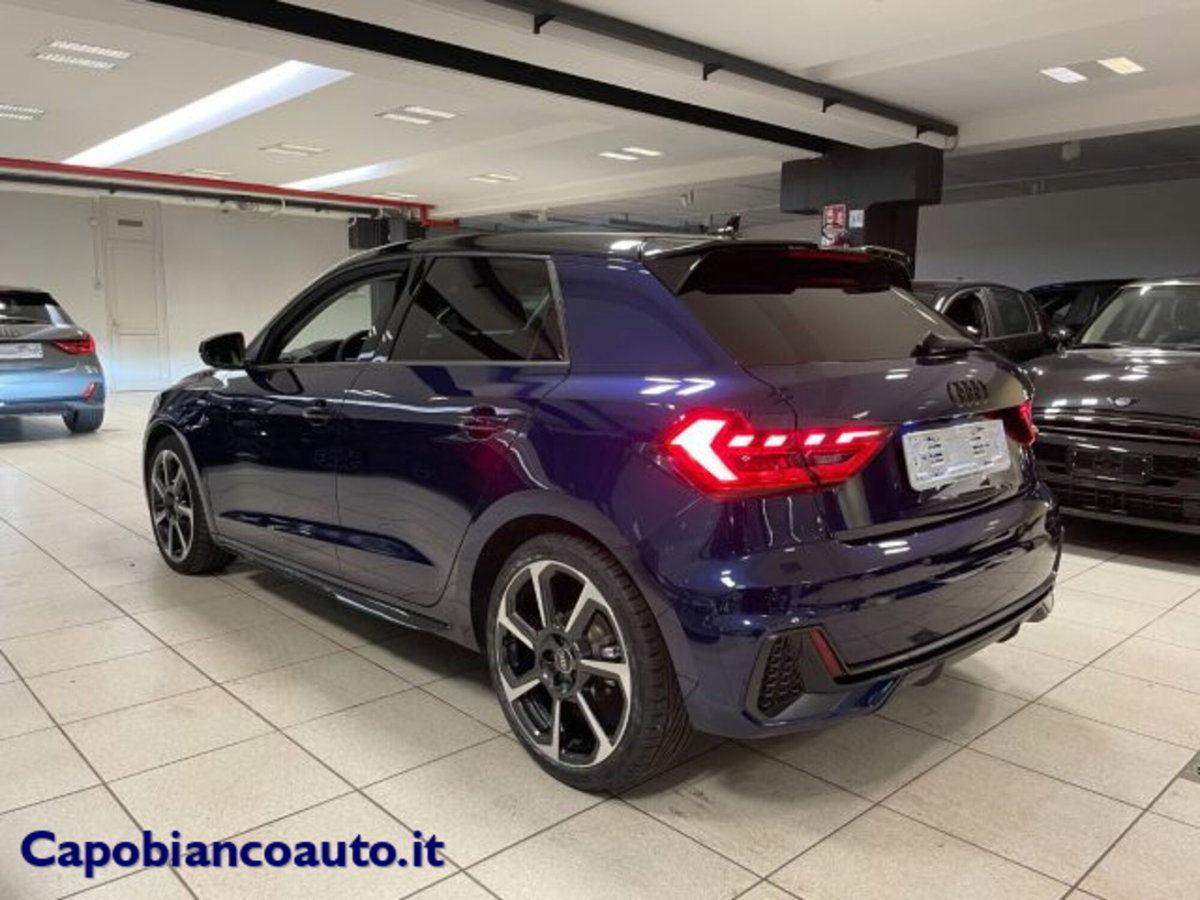 Audi A1 Sportback 30 TFSI S tronic Identity Black (5)