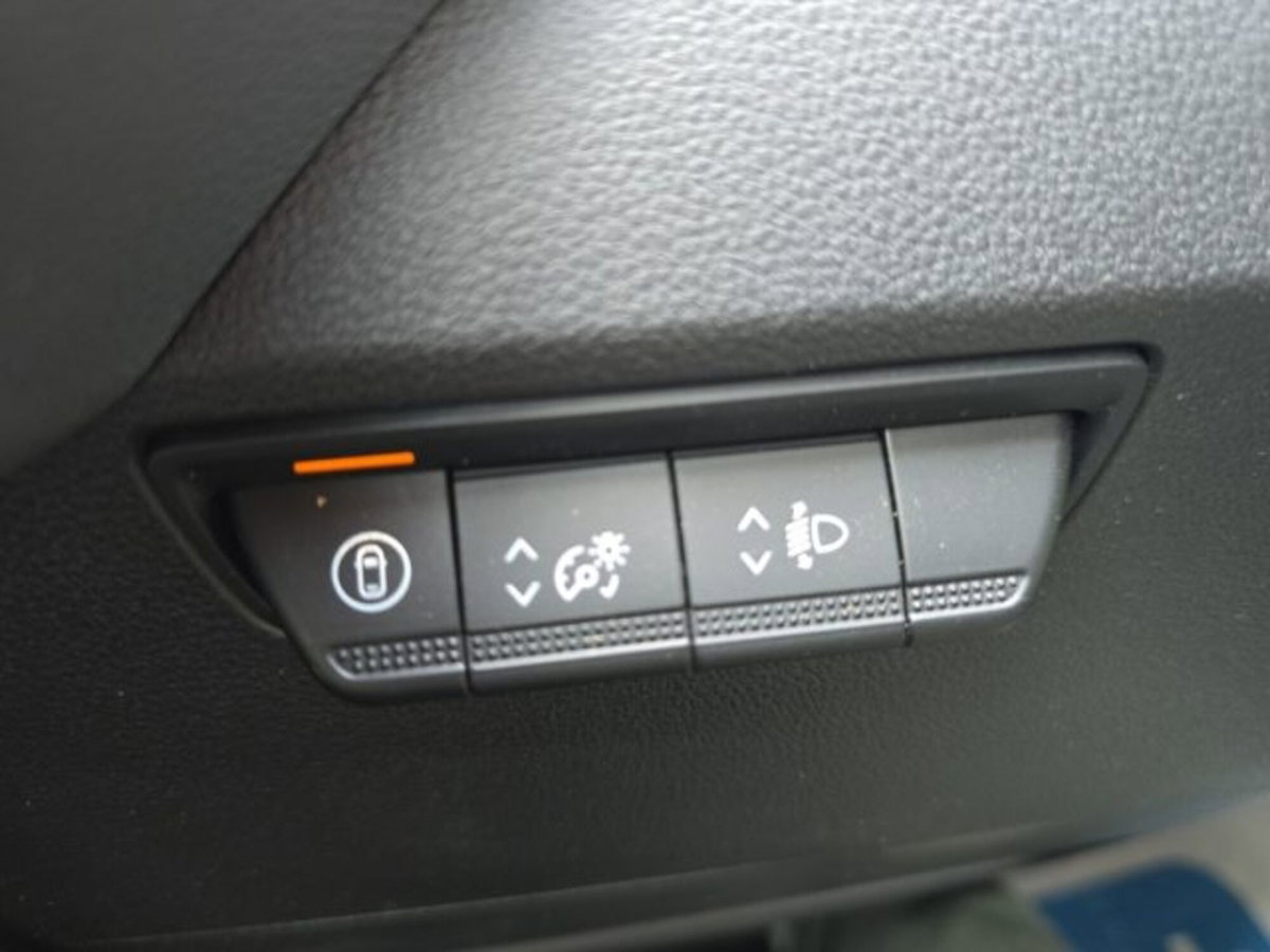 Renault Master FWD T35 2.0 blue dci 130cv L3 carro (16)
