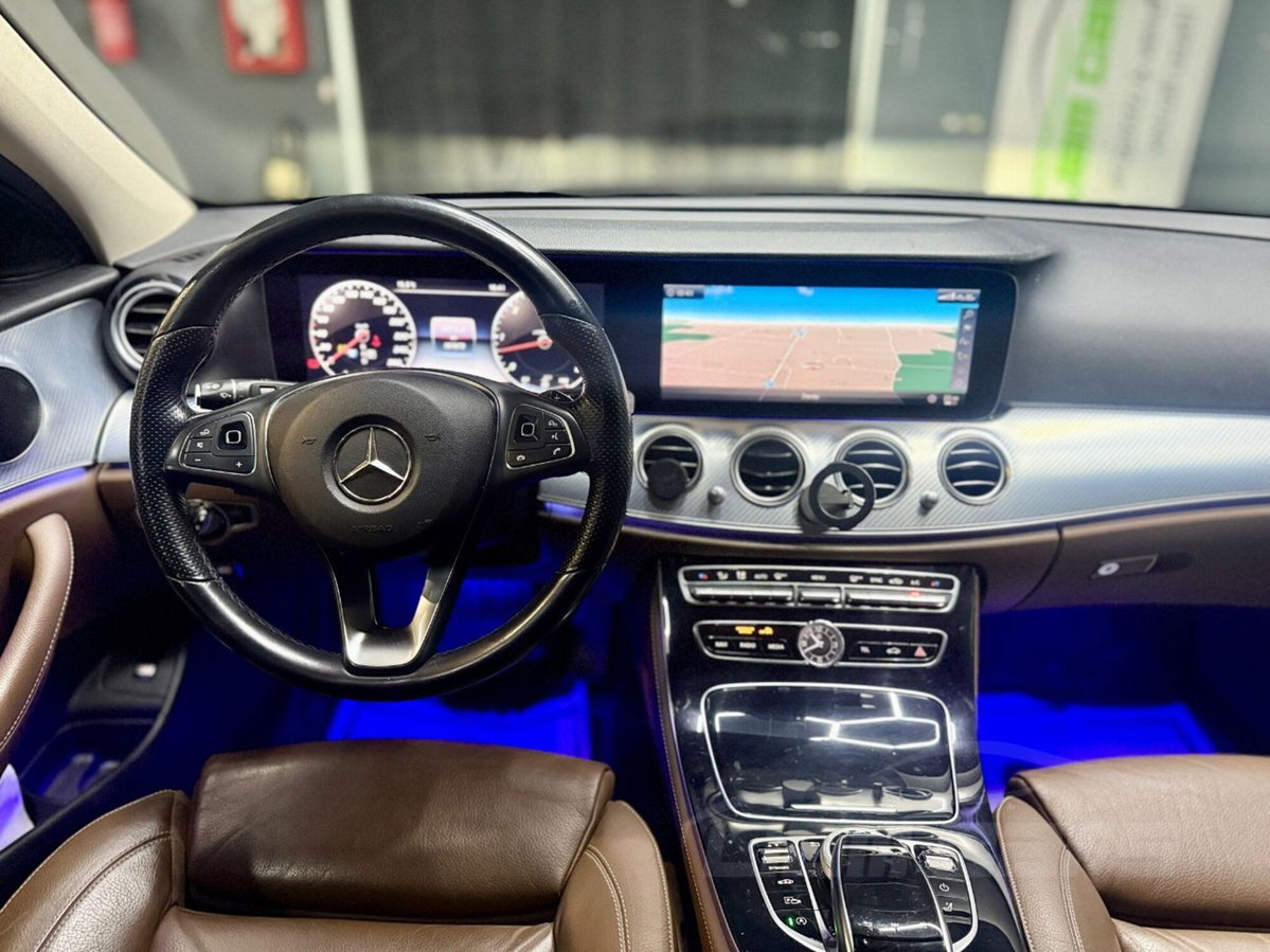 Mercedes-Benz Classe E Station Wagon 350 d 4Matic Premium Plus All-Terrain (20)