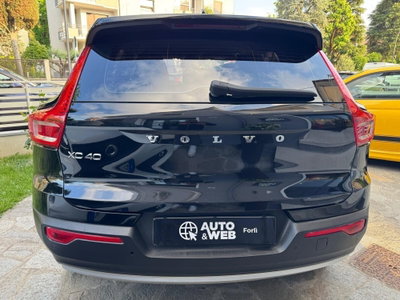 Volvo XC40 D3 Geartronic R-design (11)