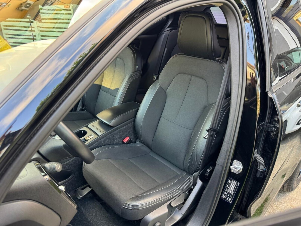 Volvo XC40 D3 Geartronic R-design (18)