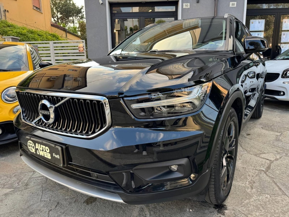Volvo XC40 D3 Geartronic R-design (2)
