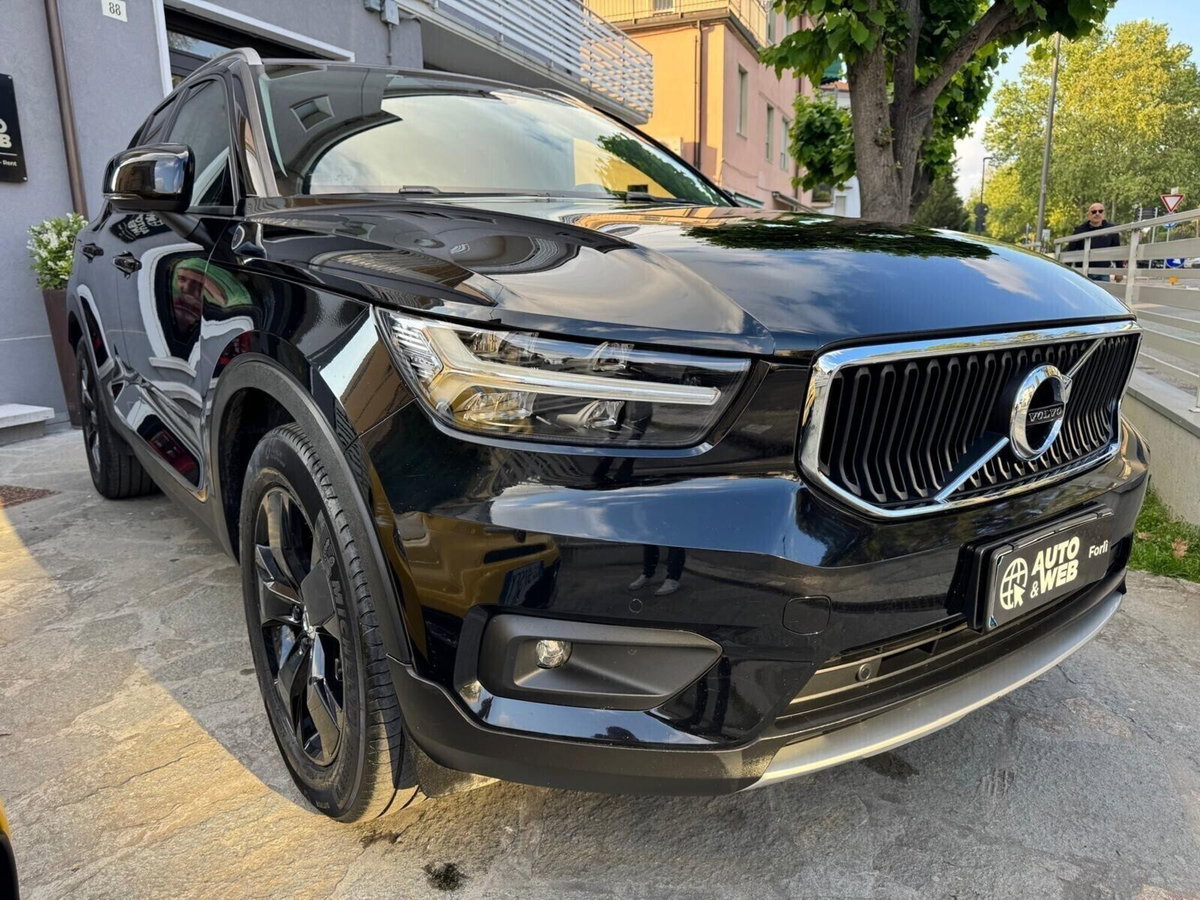 Volvo XC40 D3 Geartronic R-design (3)