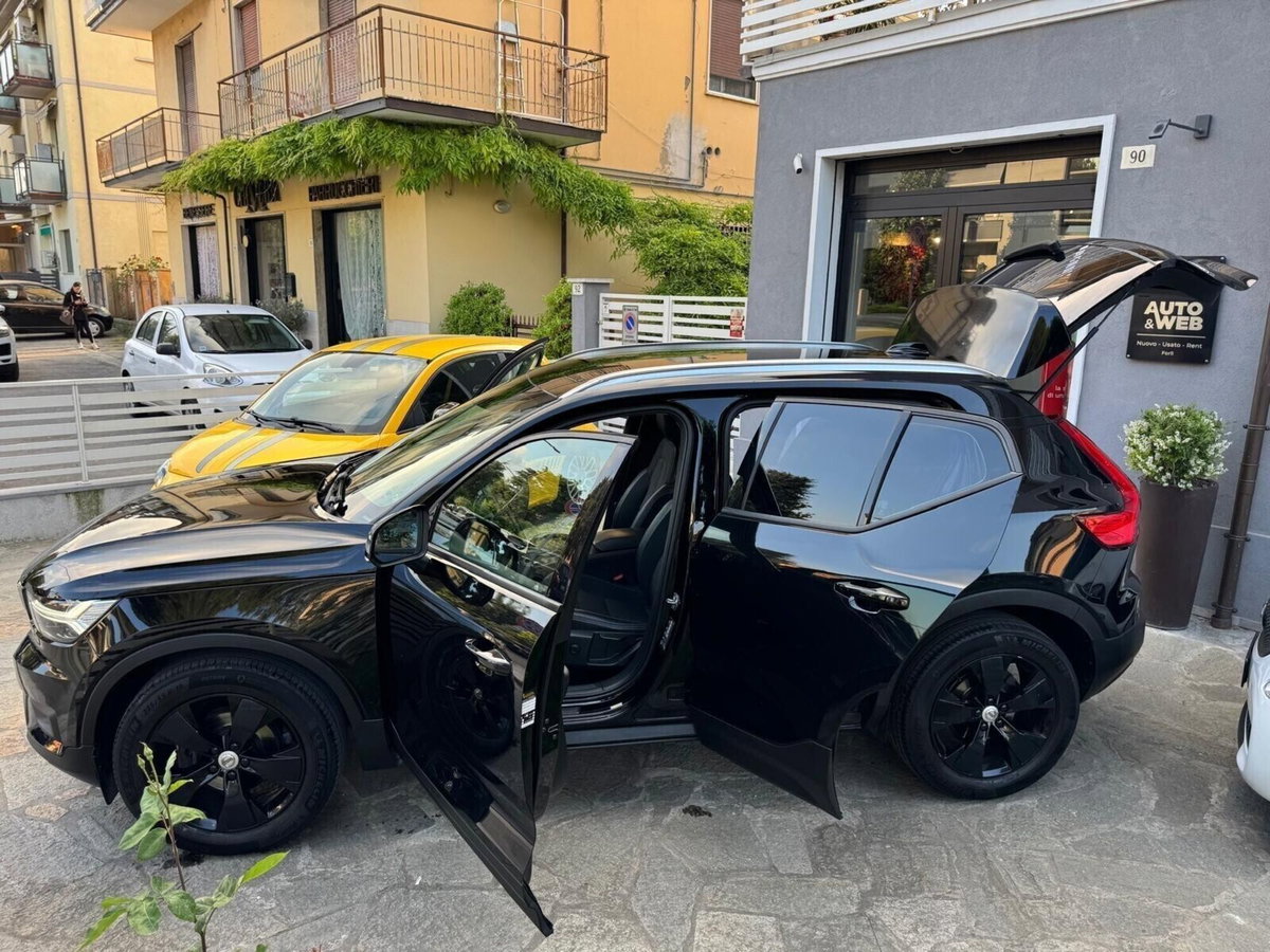 Volvo XC40 D3 Geartronic R-design (8)