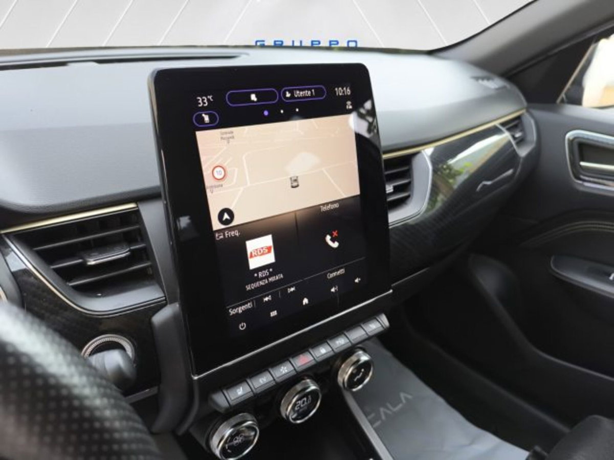 Renault Arkana E-Tech 145 CV R.S.Line Fast Track (12)