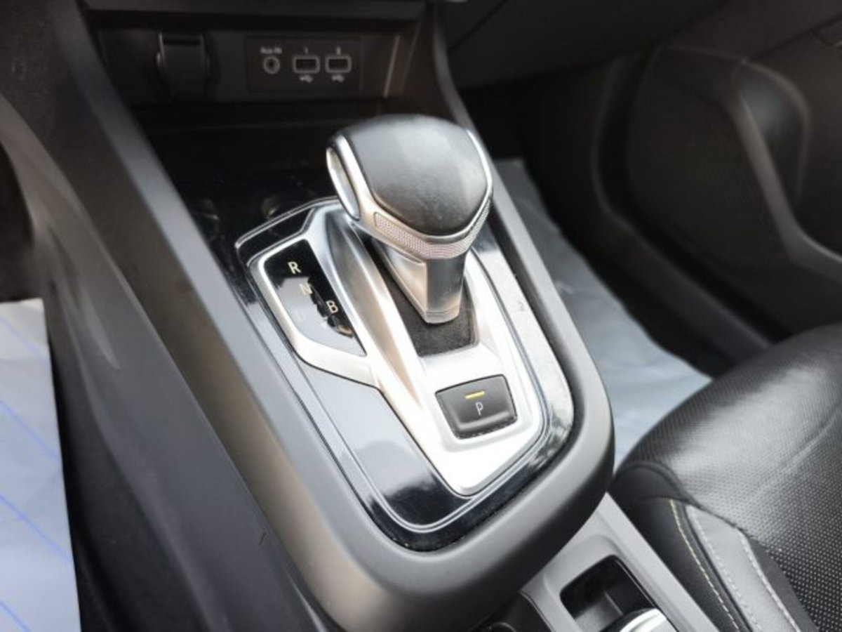 Renault Arkana E-Tech 145 CV R.S.Line Fast Track (13)