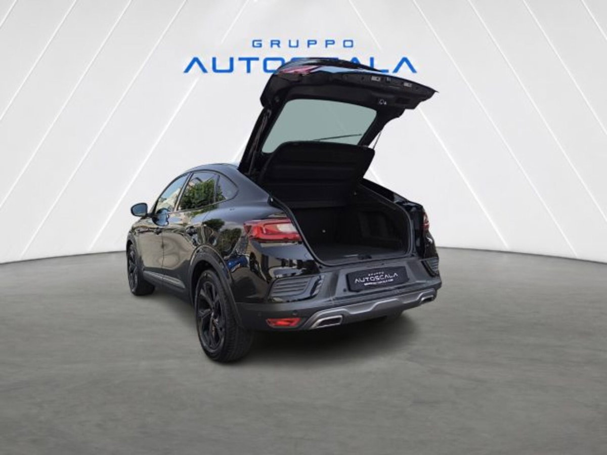 Renault Arkana E-Tech 145 CV R.S.Line Fast Track (19)