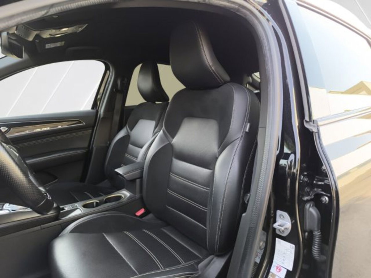 Renault Arkana E-Tech 145 CV R.S.Line Fast Track (9)