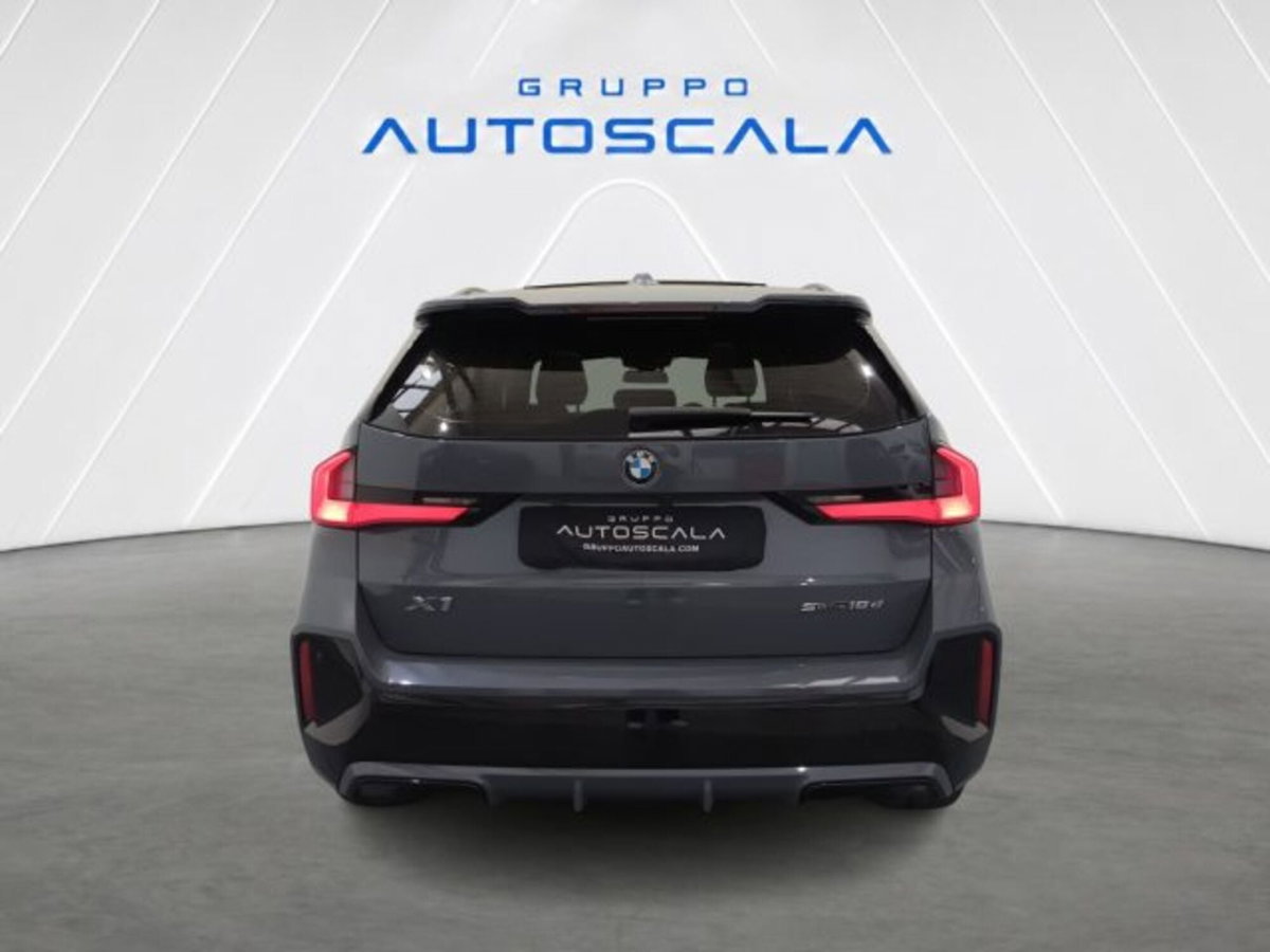 BMW X1 sDrive 18d Msport (4)
