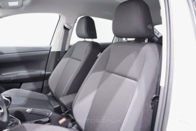 Volkswagen Taigo 1.0 TSI 110 CV Life (12)