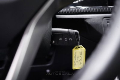 Volkswagen Taigo 1.0 TSI 110 CV Life (17)