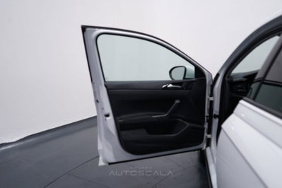 Volkswagen Taigo 1.0 TSI 110 CV Life (9)