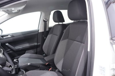 Volkswagen Taigo 1.0 tsi Life 95cv (11)