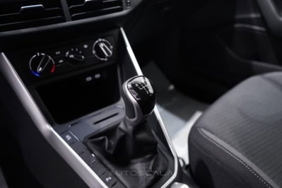 Volkswagen Taigo 1.0 tsi Life 95cv (15)