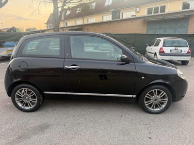 Lancia Ypsilon 1.2 Versus (4)