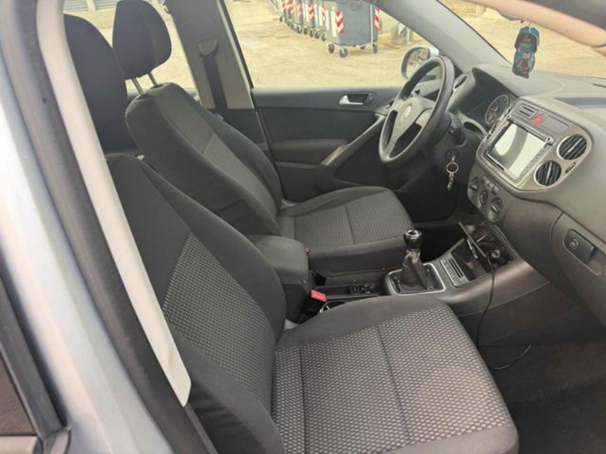 Volkswagen Tiguan 1.4 TSI 4MOTION Trend & Fun (14)