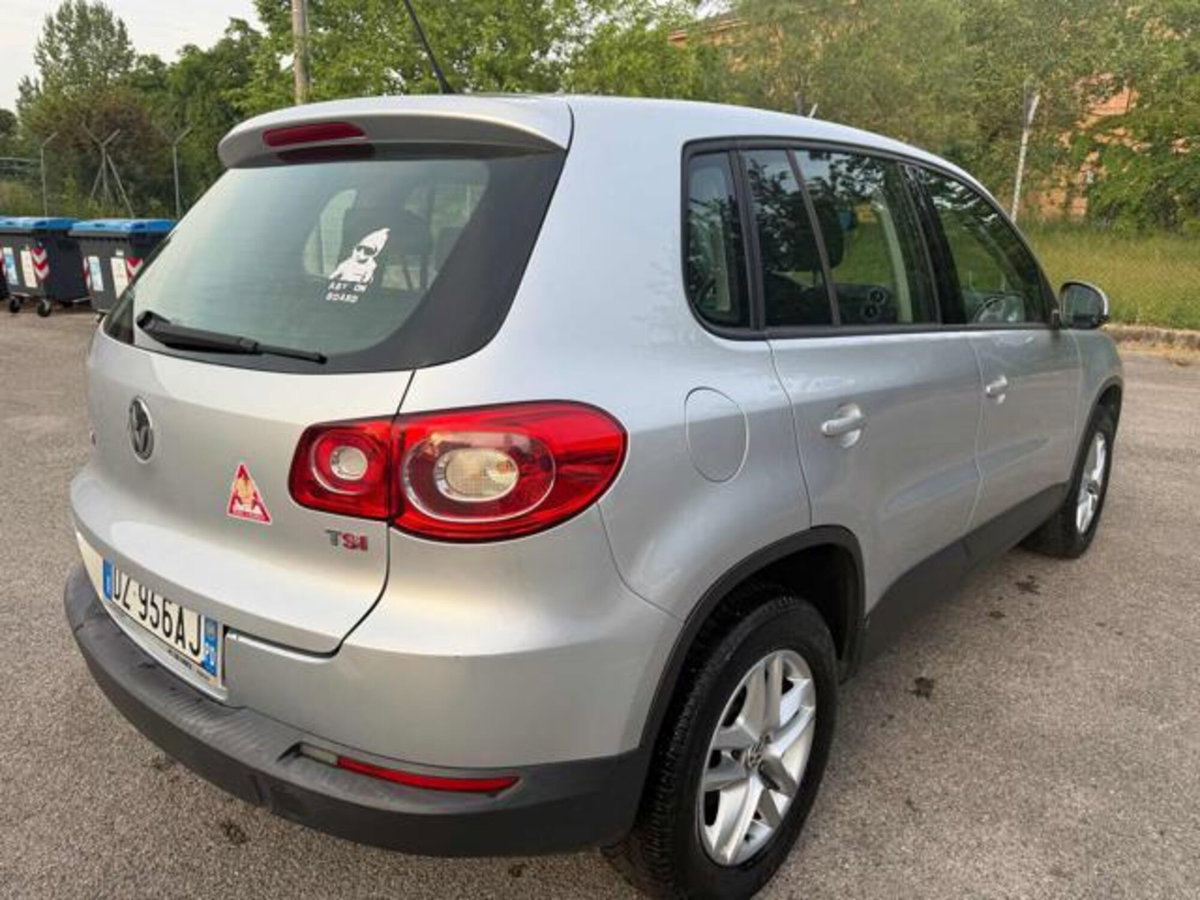 Volkswagen Tiguan 1.4 TSI 4MOTION Trend & Fun (15)