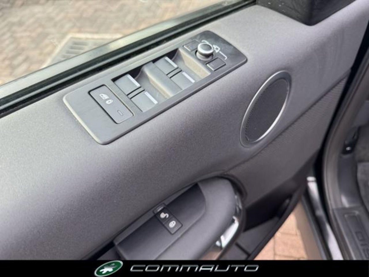 Land Rover Discovery 3.0 SDV6 306 CV HSE (12)