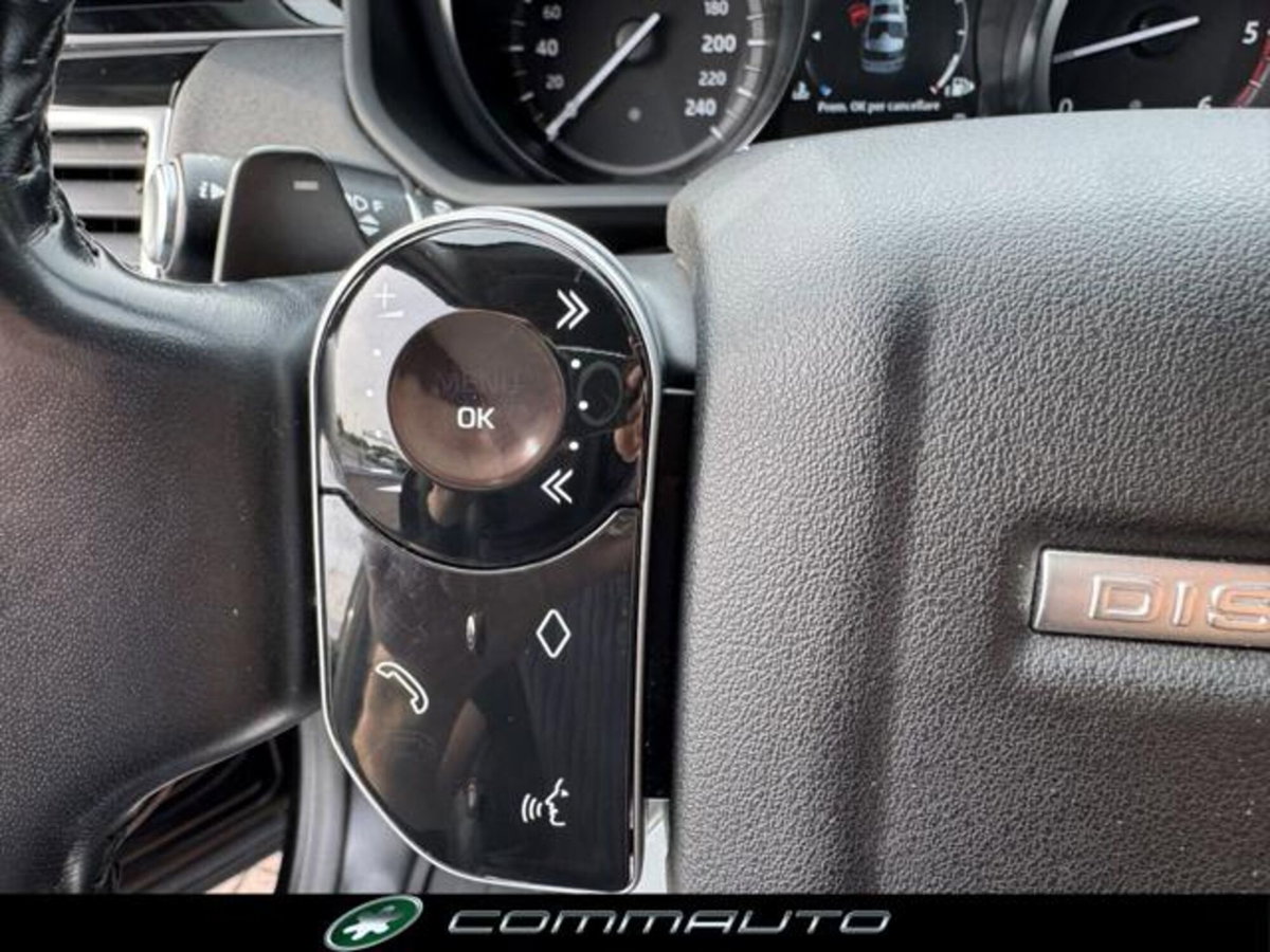 Land Rover Discovery 3.0 SDV6 306 CV HSE (17)