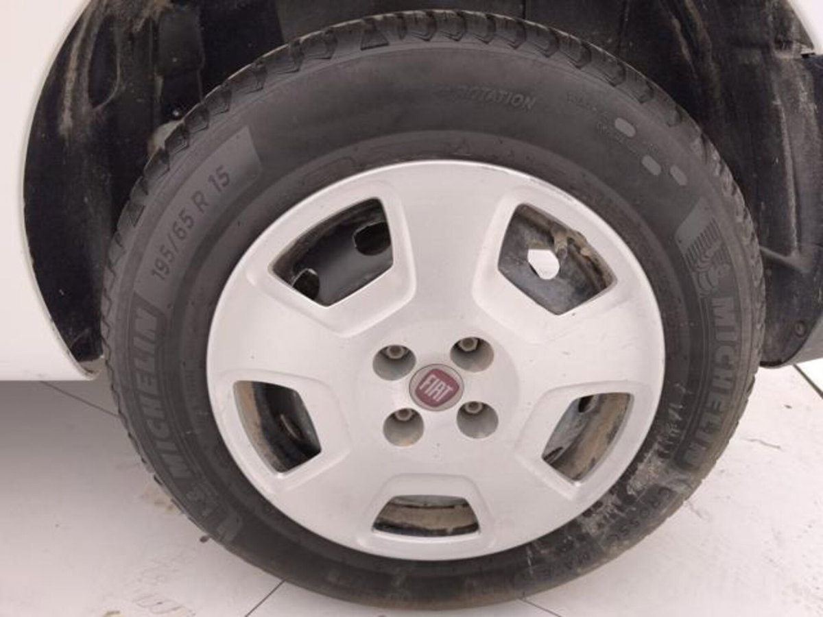 Fiat Fiorino Furgone cargo 1.3 mjt 95cv ecojet SX E6d-temp (17)