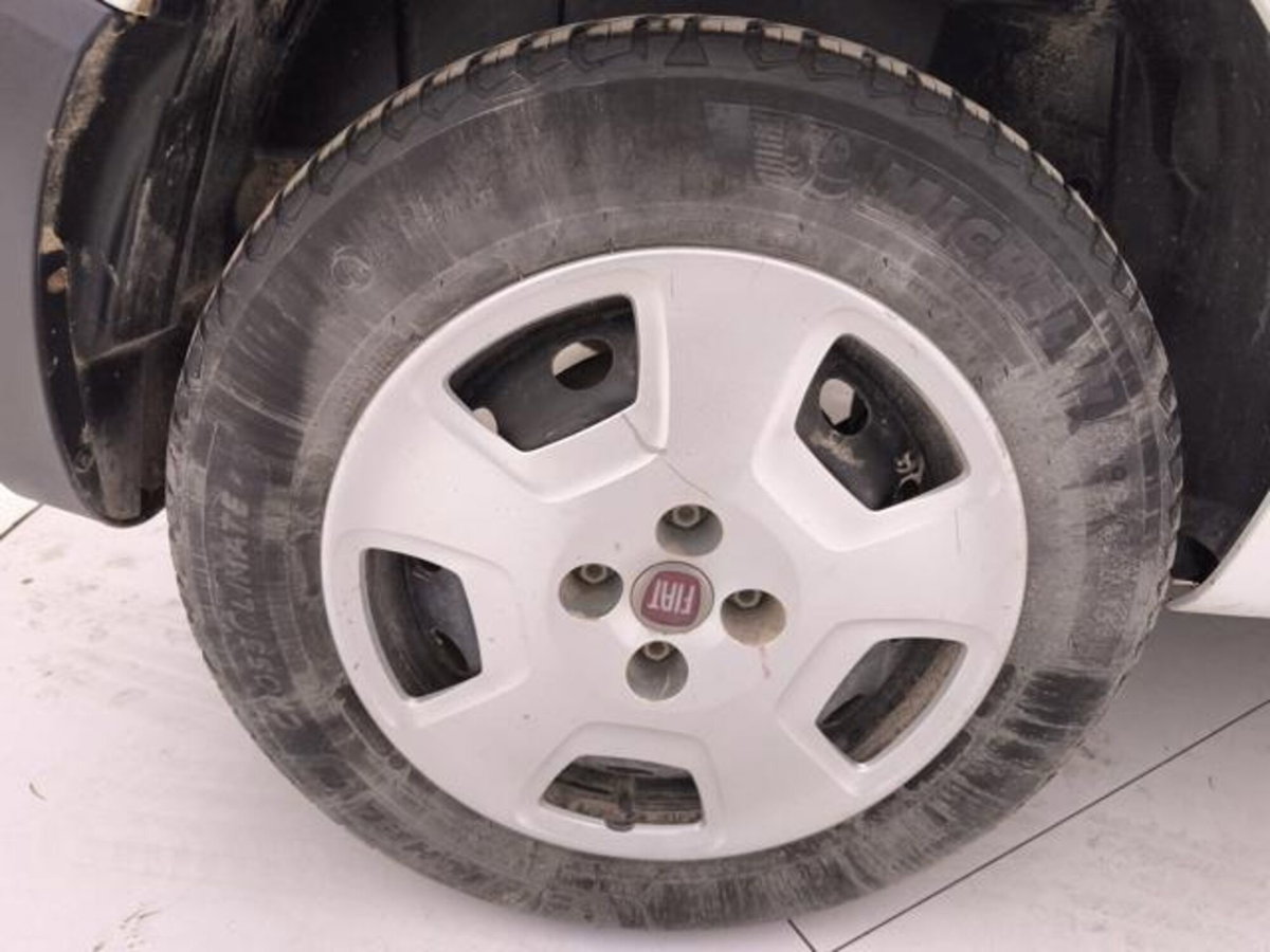 Fiat Fiorino Furgone cargo 1.3 mjt 95cv ecojet SX E6d-temp (19)