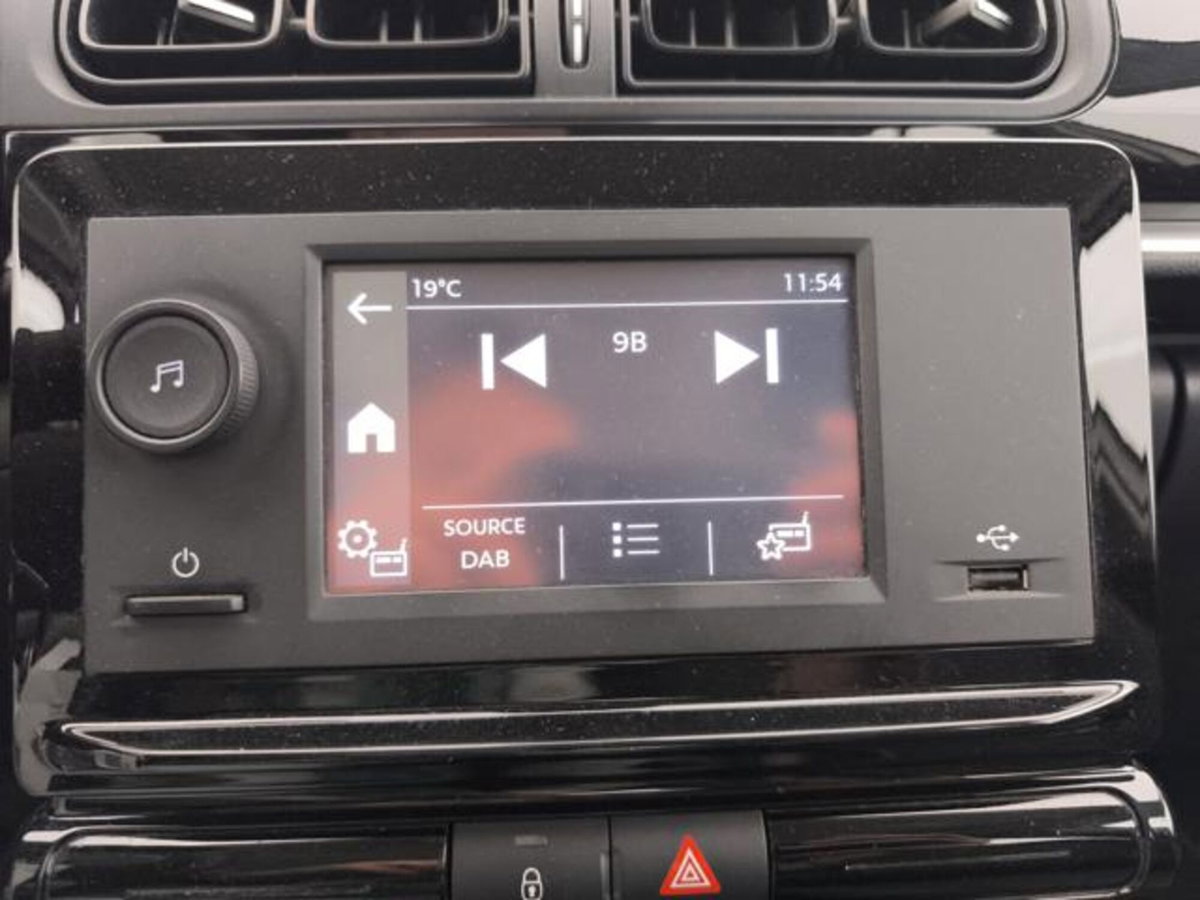 Citroen C3 BlueHDi 100 S&S Feel (16)
