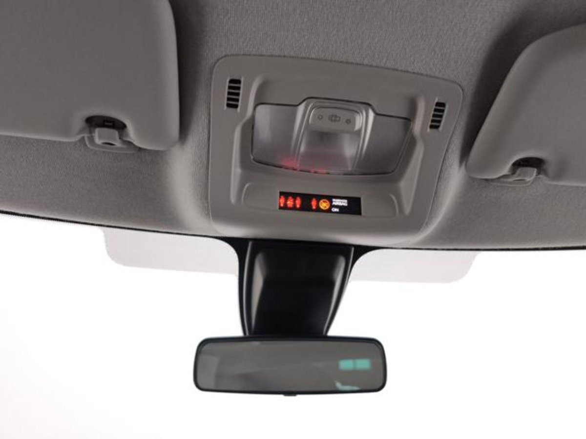 Citroen C3 BlueHDi 100 S&S Feel (17)