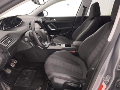 Peugeot 308 SW BlueHDi 130 S&S EAT8 Allure Pack (11)