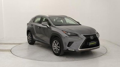 Lexus NX 2.5 Business 2wd 197cv e-cvt (7)