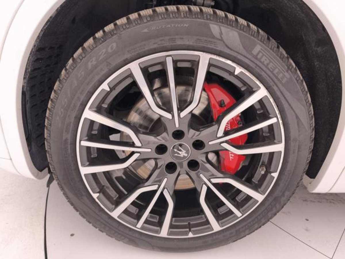 Maserati Grecale .0 mhev Modena 330cv auto (9)