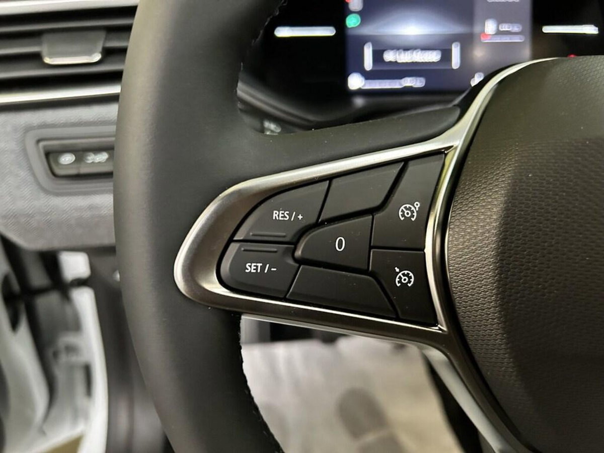 Renault Clio 1.0 eco-g Techno 100cv (12)
