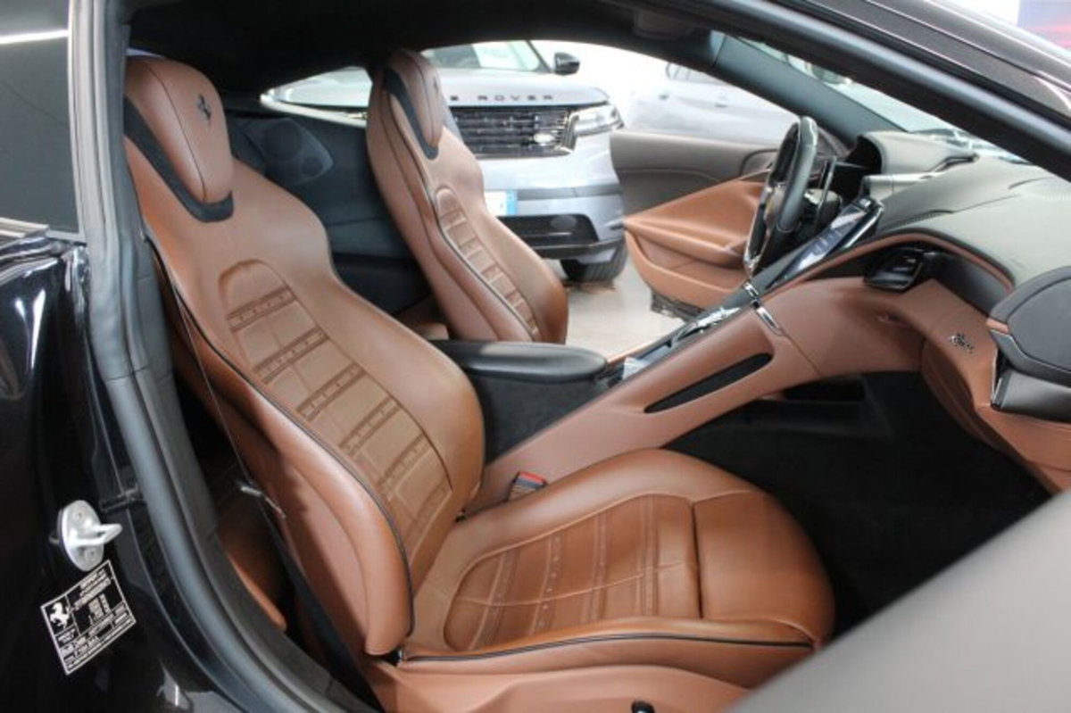 Ferrari Roma Spider 3.9 F1 dct (14)