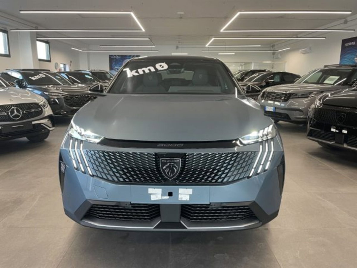 Peugeot 3008 1.2 hybrid GT Exclusive 145cv e-dcs6 (14)