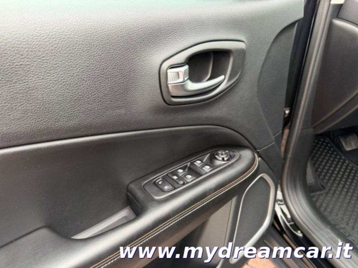 Jeep Compass 2.0 Multijet II aut. 4WD Longitude (15)