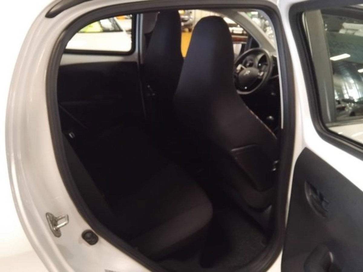 Citroen C1 C1 VTi 72 5 porte Feel (10)